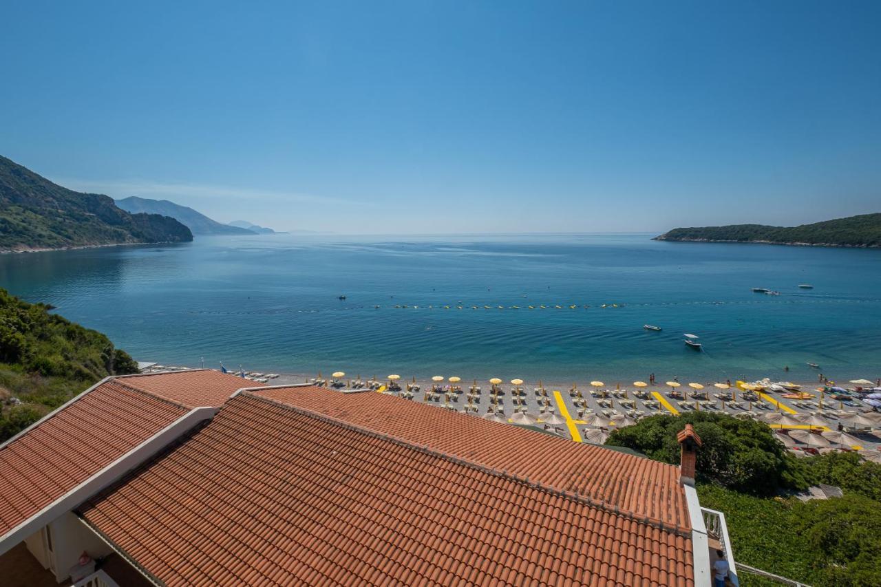 Poseidon The Beach Hotel Budva Exteriör bild