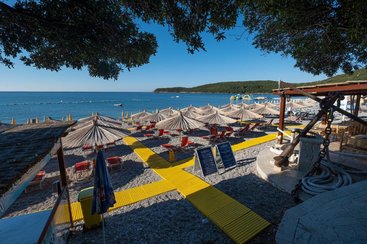 Poseidon The Beach Hotel Budva Exteriör bild