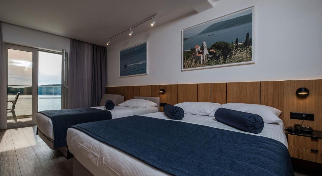 Poseidon The Beach Hotel Budva Exteriör bild